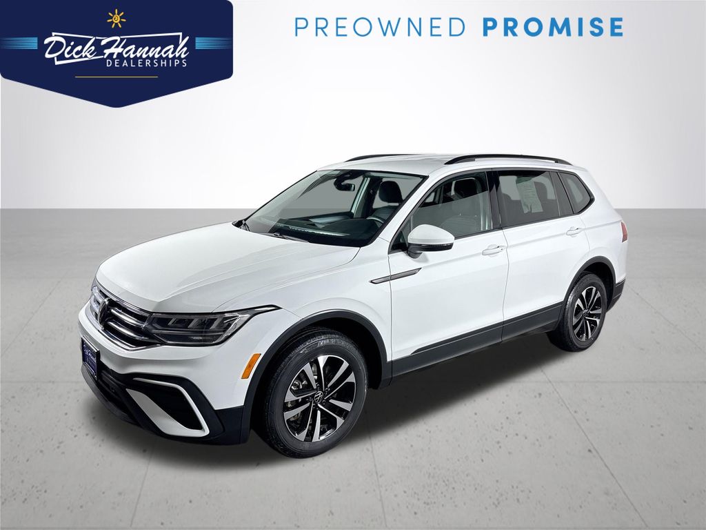 2023 Volkswagen Tiguan S's photo