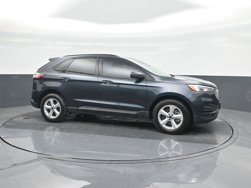 2023 Ford Edge SE photo 4