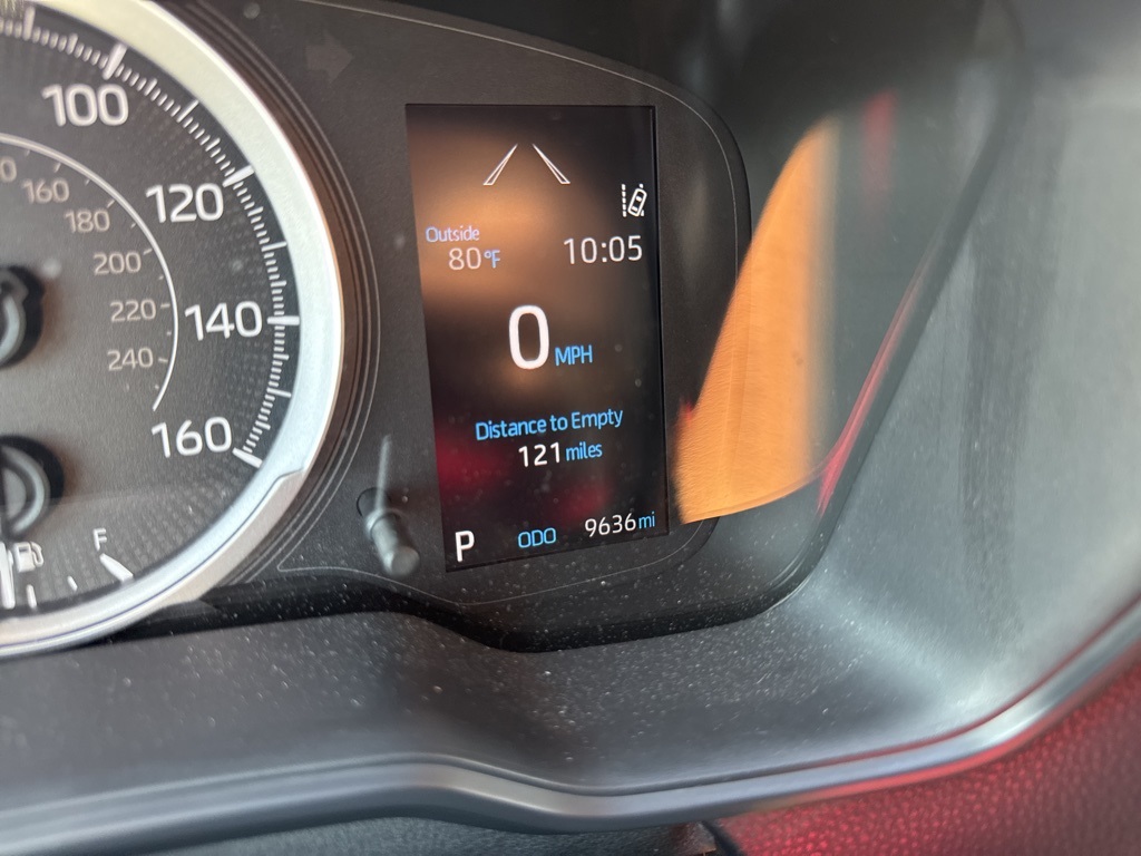 2022 Toyota Corolla LE photo 10