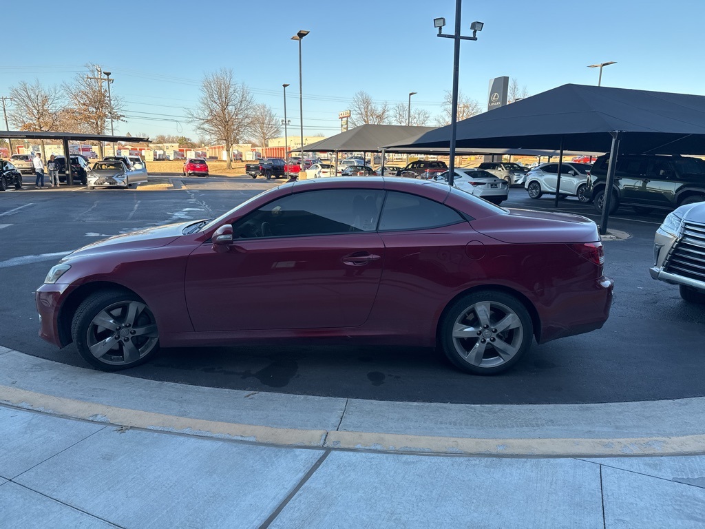 2011 Lexus IS 350's photo