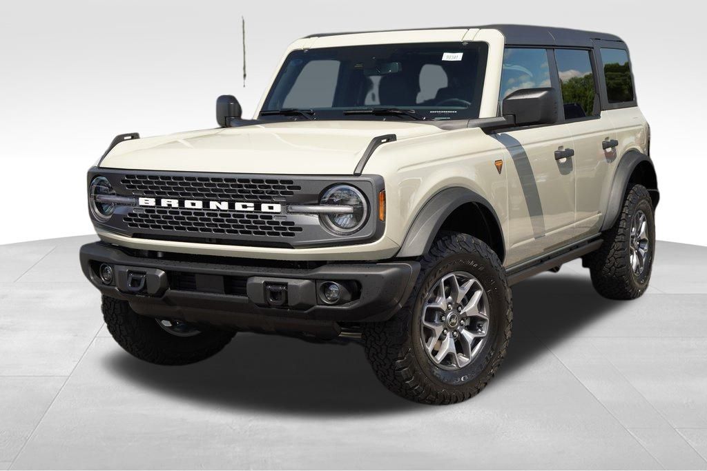 2025 Ford Bronco Badlands photo 3