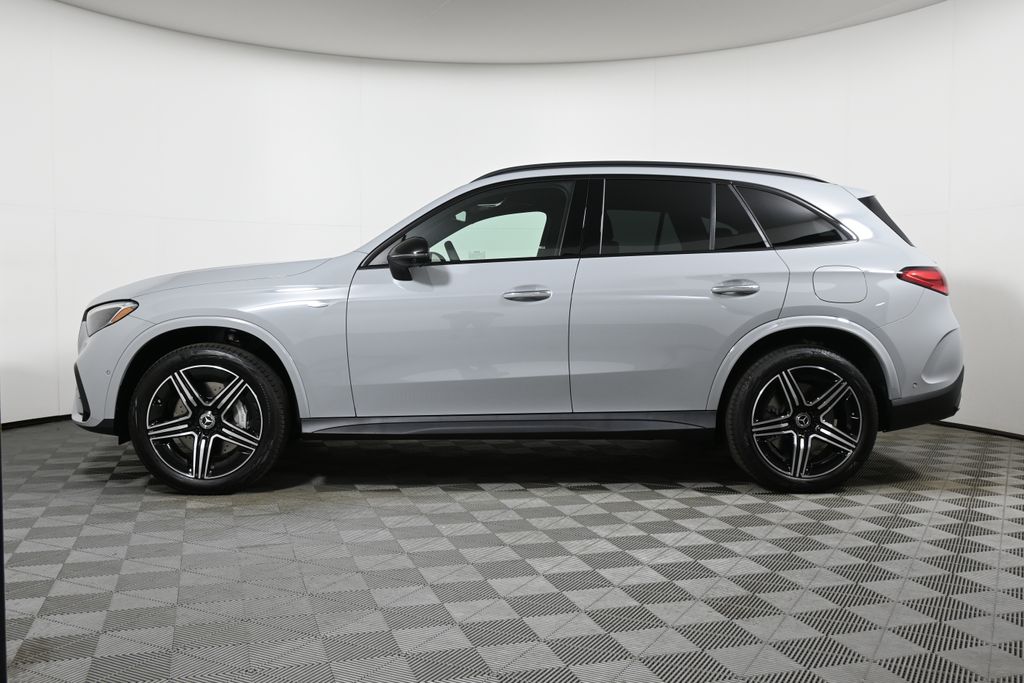 2025 Mercedes Benz GLC 350e 4MATIC photo 2