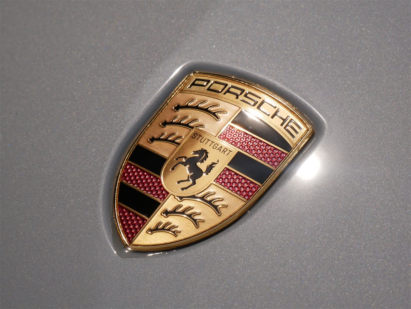 2025 Porsche Macan Electric 4 photo 20