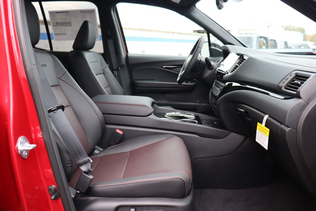 2025 Honda Ridgeline Black Edition photo 20