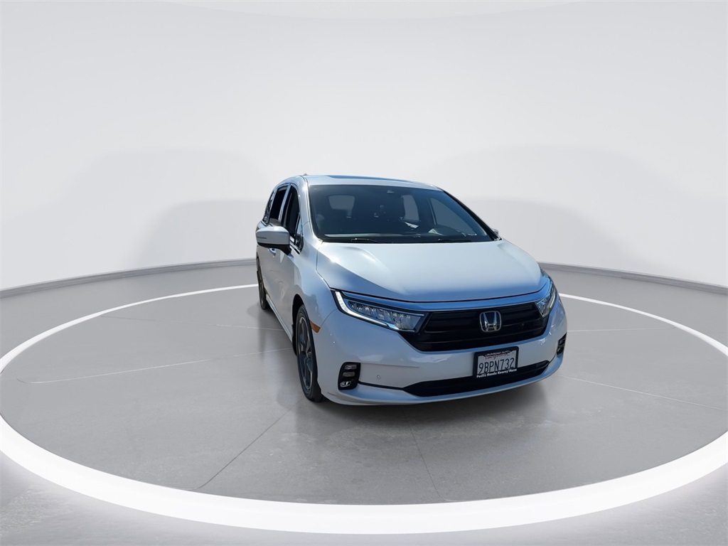 2022 Honda Odyssey Elite photo 3