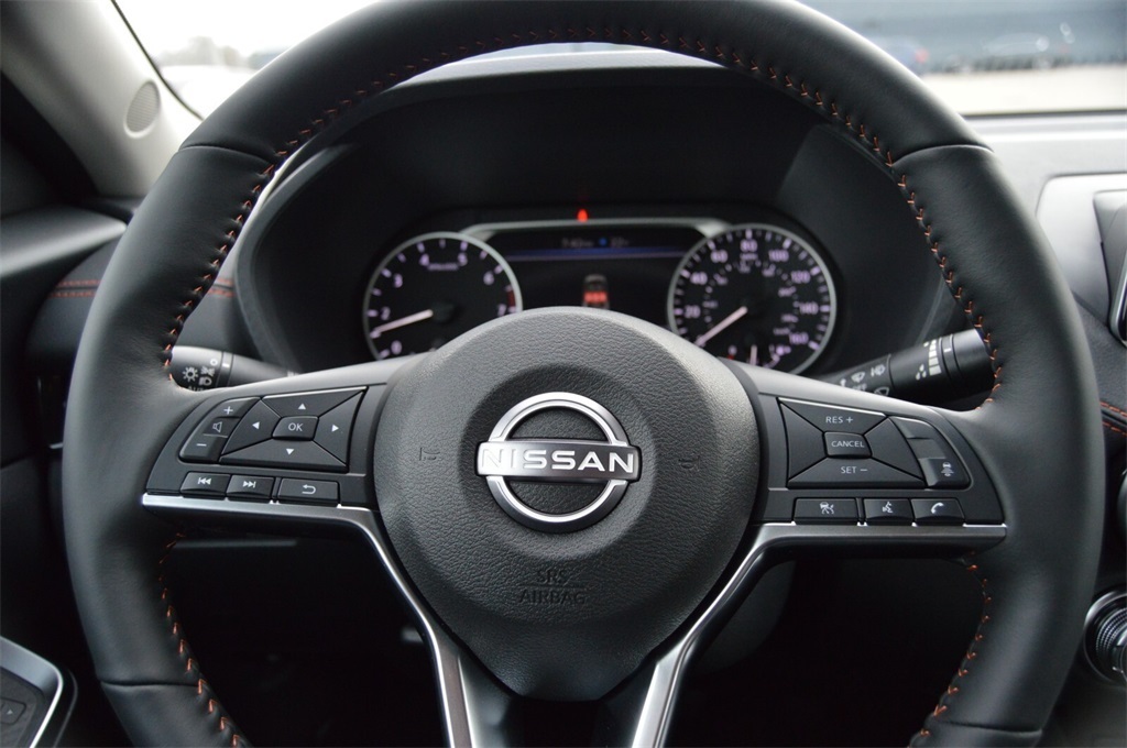 2025 Nissan Sentra SR photo 25