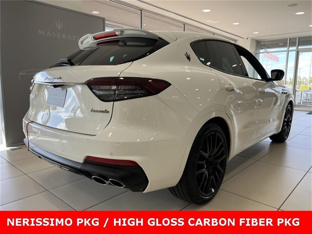 2024 Maserati Levante Modena photo 3