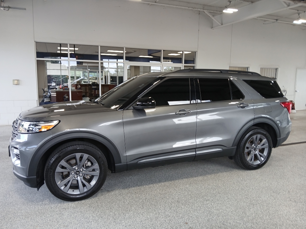 2023 Ford Explorer XLT photo 5