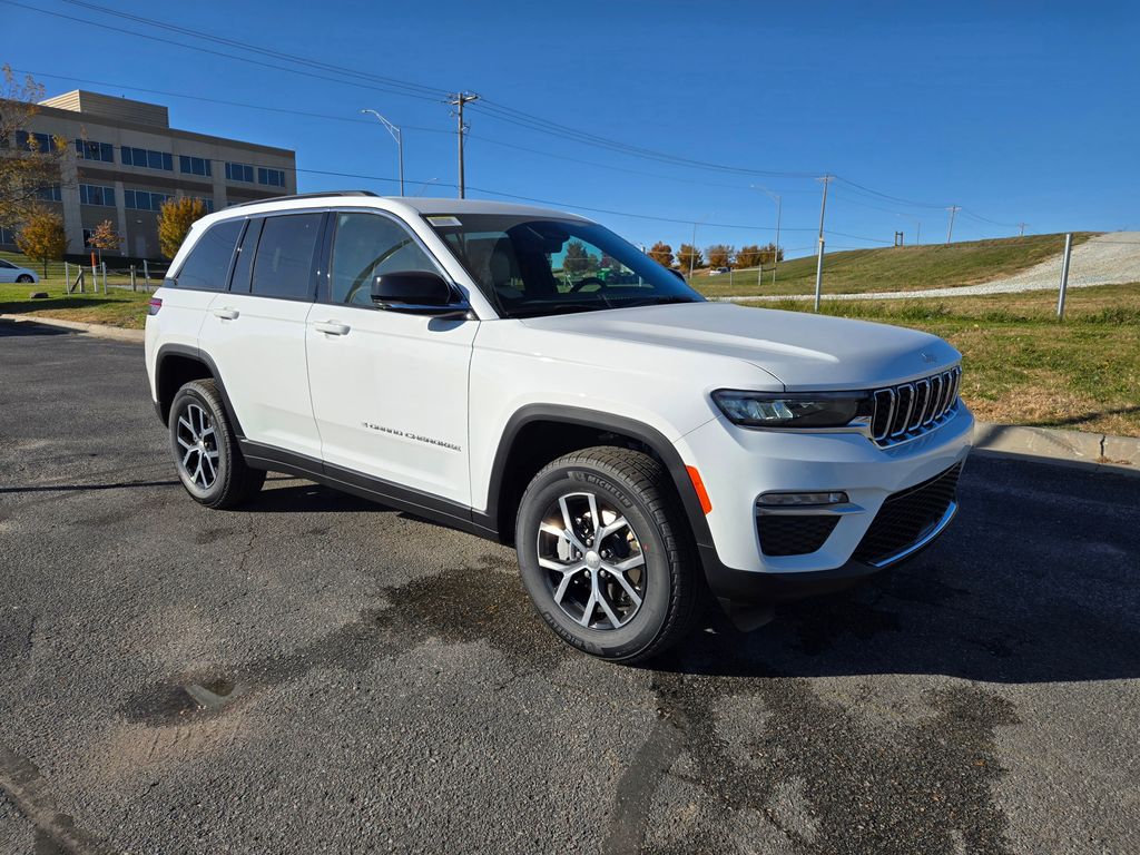2025 Jeep Grand Cherokee Limited's photo