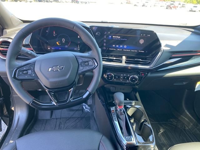 2025 Chevrolet Trax photo 9