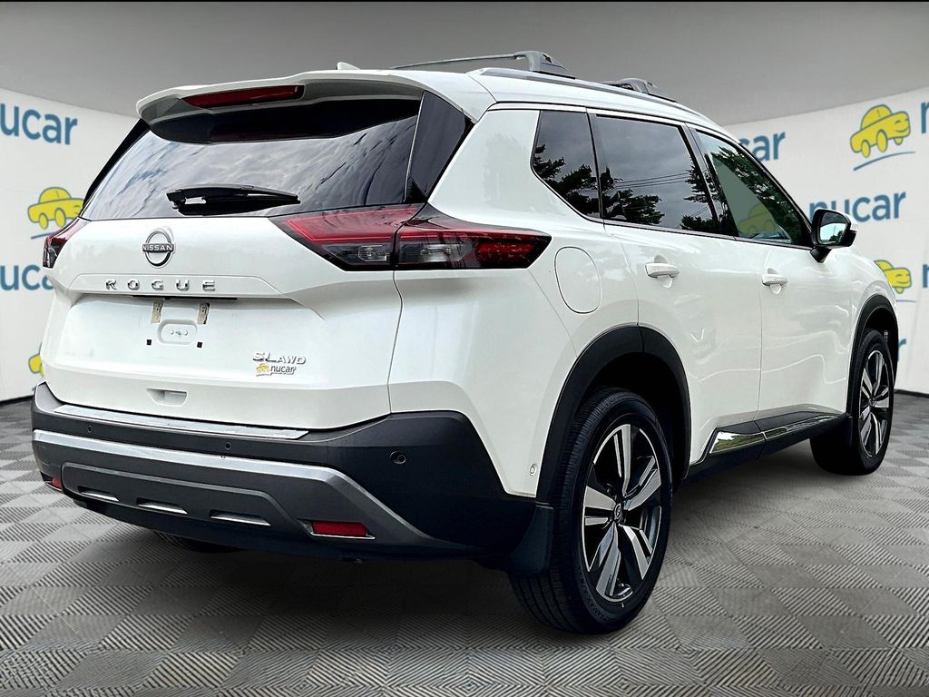 2023 Nissan Rogue SL photo 8
