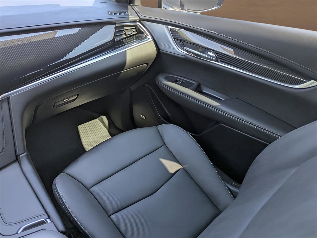 2024 Cadillac XT6 Sport photo 25