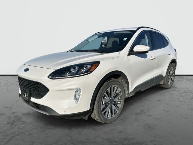 2021 Ford Escape Titanium's photo