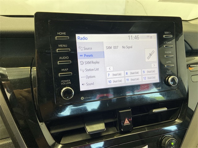 2021 Toyota Camry SE photo 2