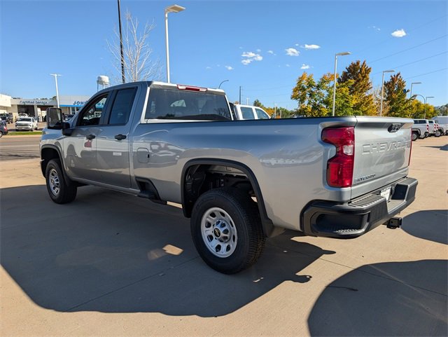 2025 Chevrolet Silverado 3500HD photo 3
