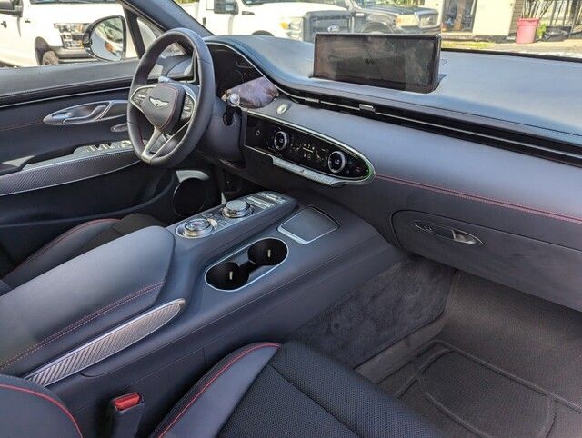 2025 Genesis GV70 2.5T photo 33