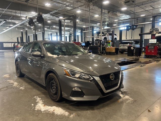 2019 Nissan Altima 2.5 S photo 3
