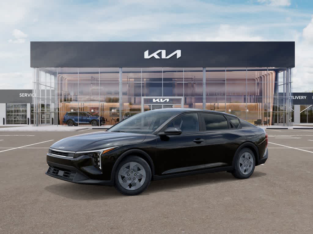 2025 Kia K4 LX photo 3