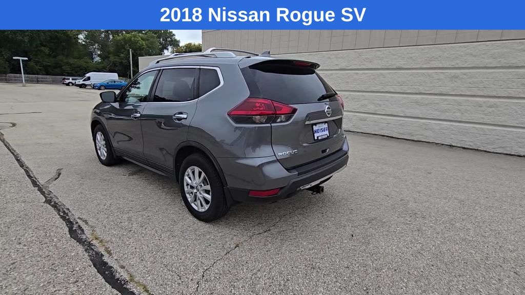 2018 Nissan Rogue SV photo 2