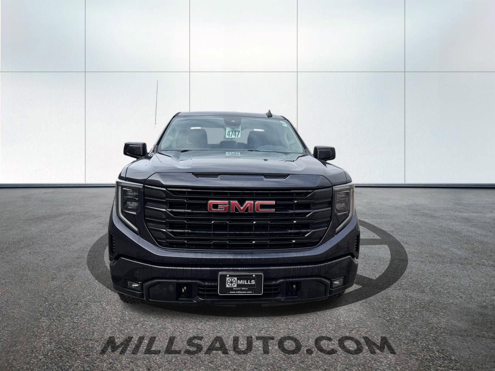 Used 2022 GMC Sierra 1500 Elevation with VIN 3GTPUCEK3NG573640 for sale in Baxter, Minnesota
