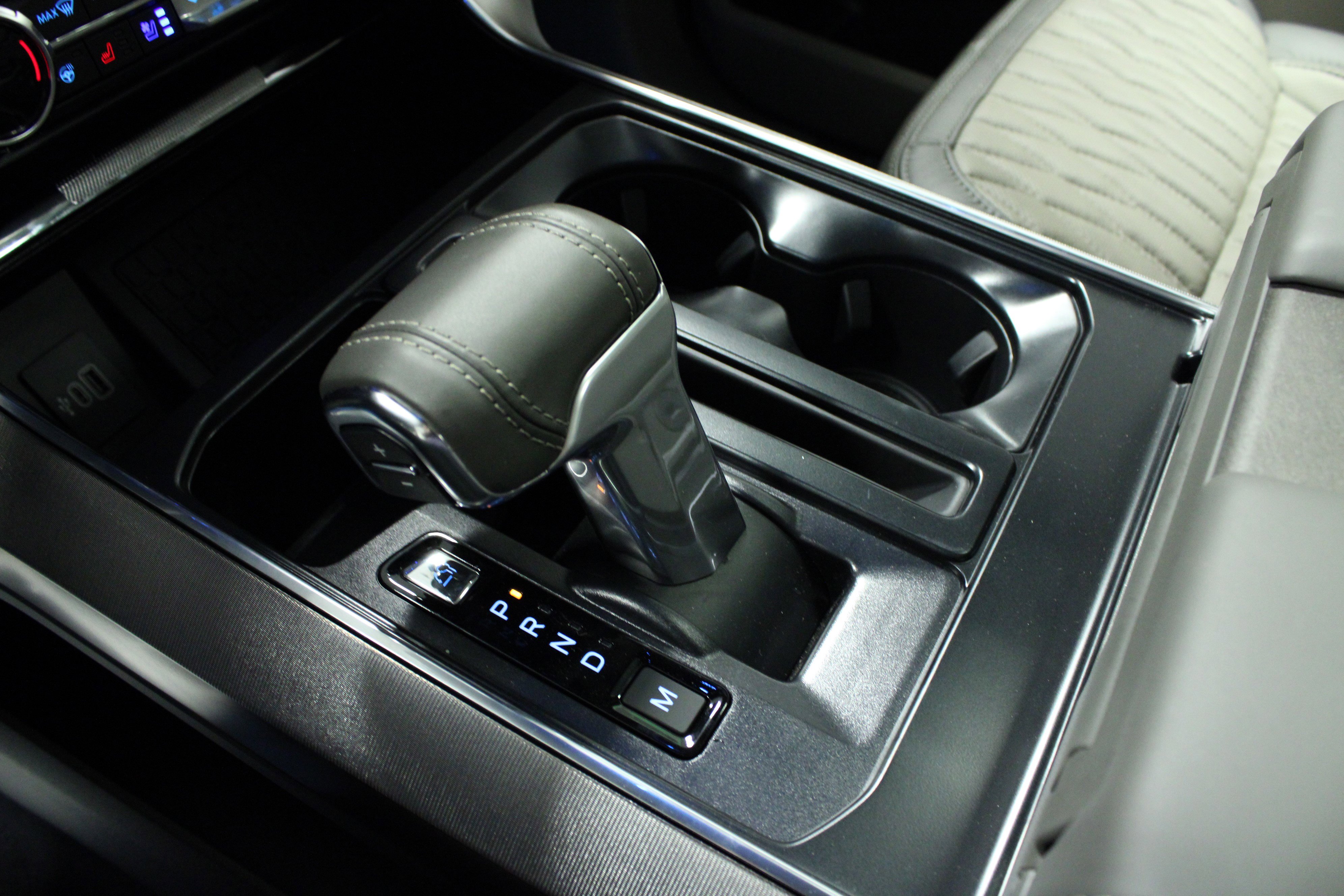 2025 Ford F-150 Platinum photo 20