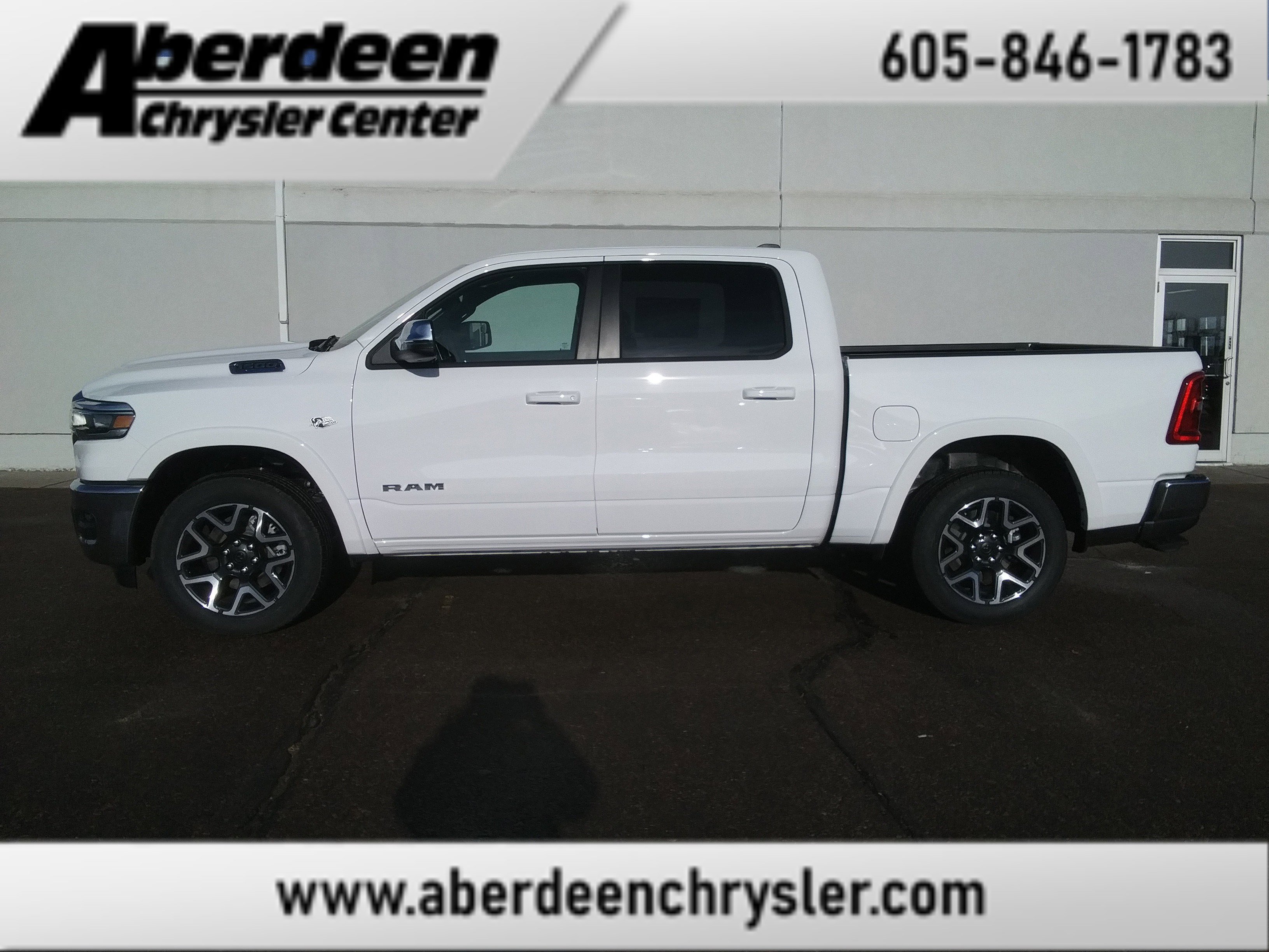 2026 RAM Ram 1500 Pickup Laramie's photo