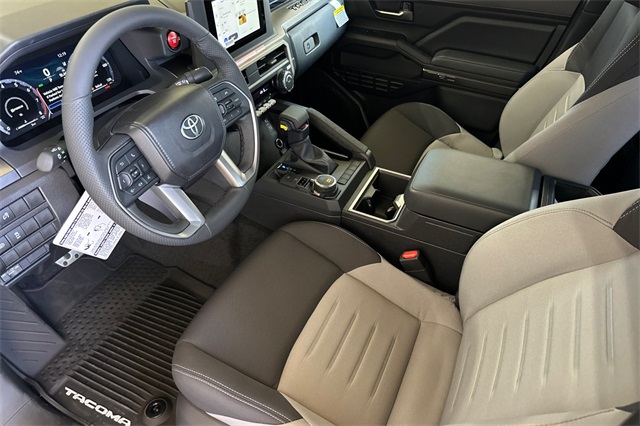 2025 Toyota Tacoma TRD Sport 4x4 Double Cab photo 10