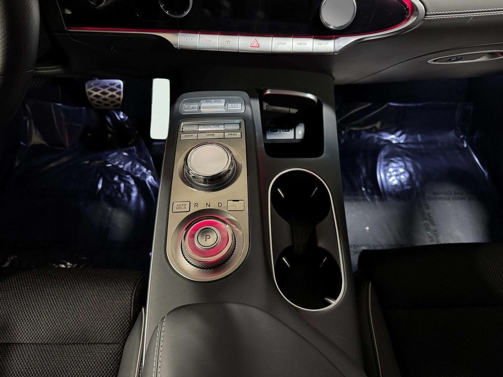 2025 Genesis GV70 2.5T Sport Prestige photo 16