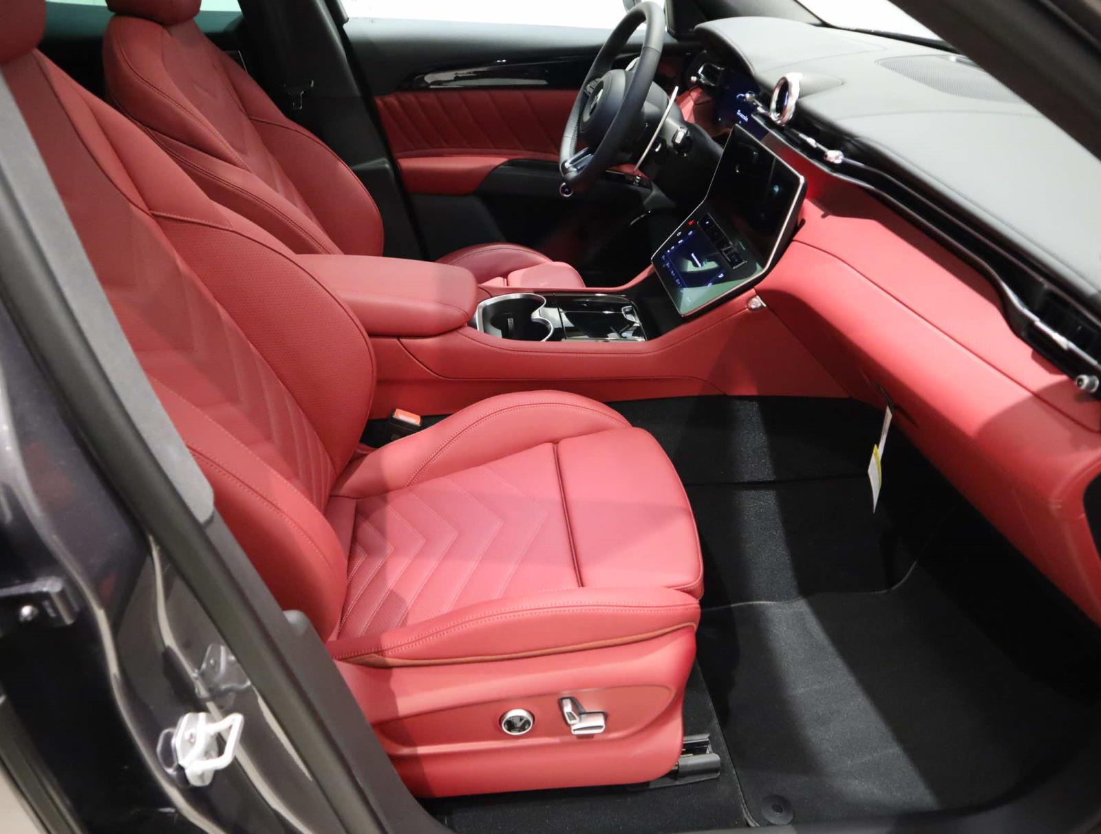 2025 Maserati Grecale Modena photo 16