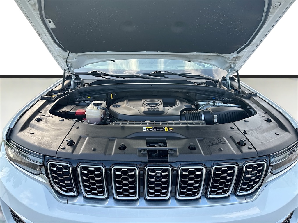 2022 Jeep Grand Cherokee Summit photo 20