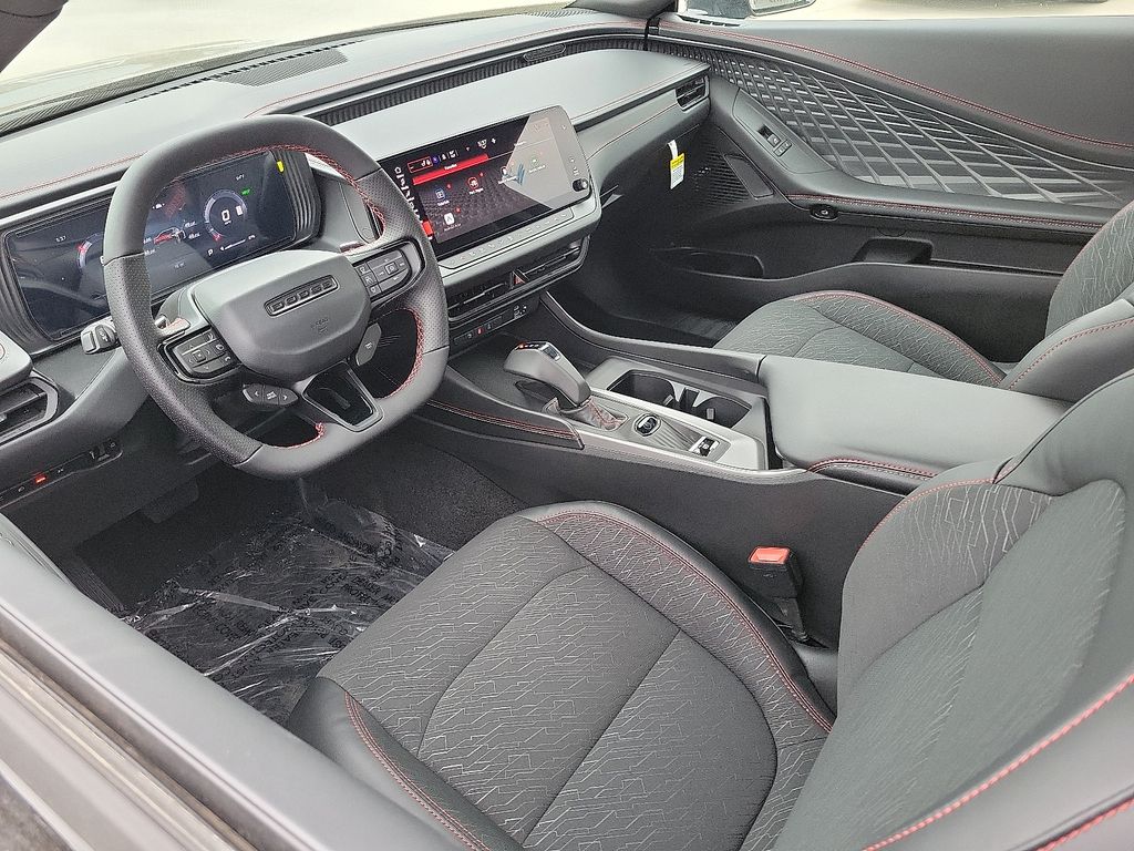 2025 Dodge Charger R/T photo 2