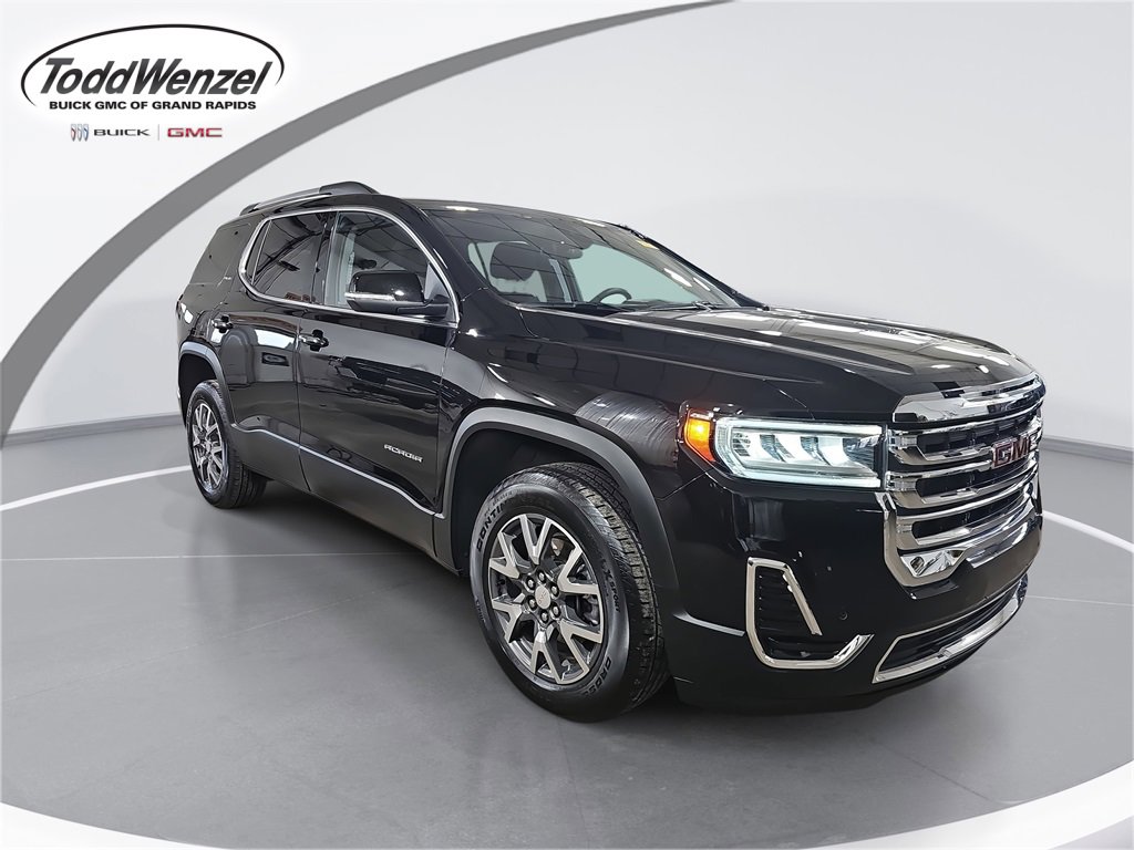 2023 GMC Acadia SLE's photo