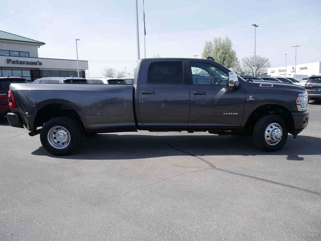 2024 Ram 3500 Laramie photo 22