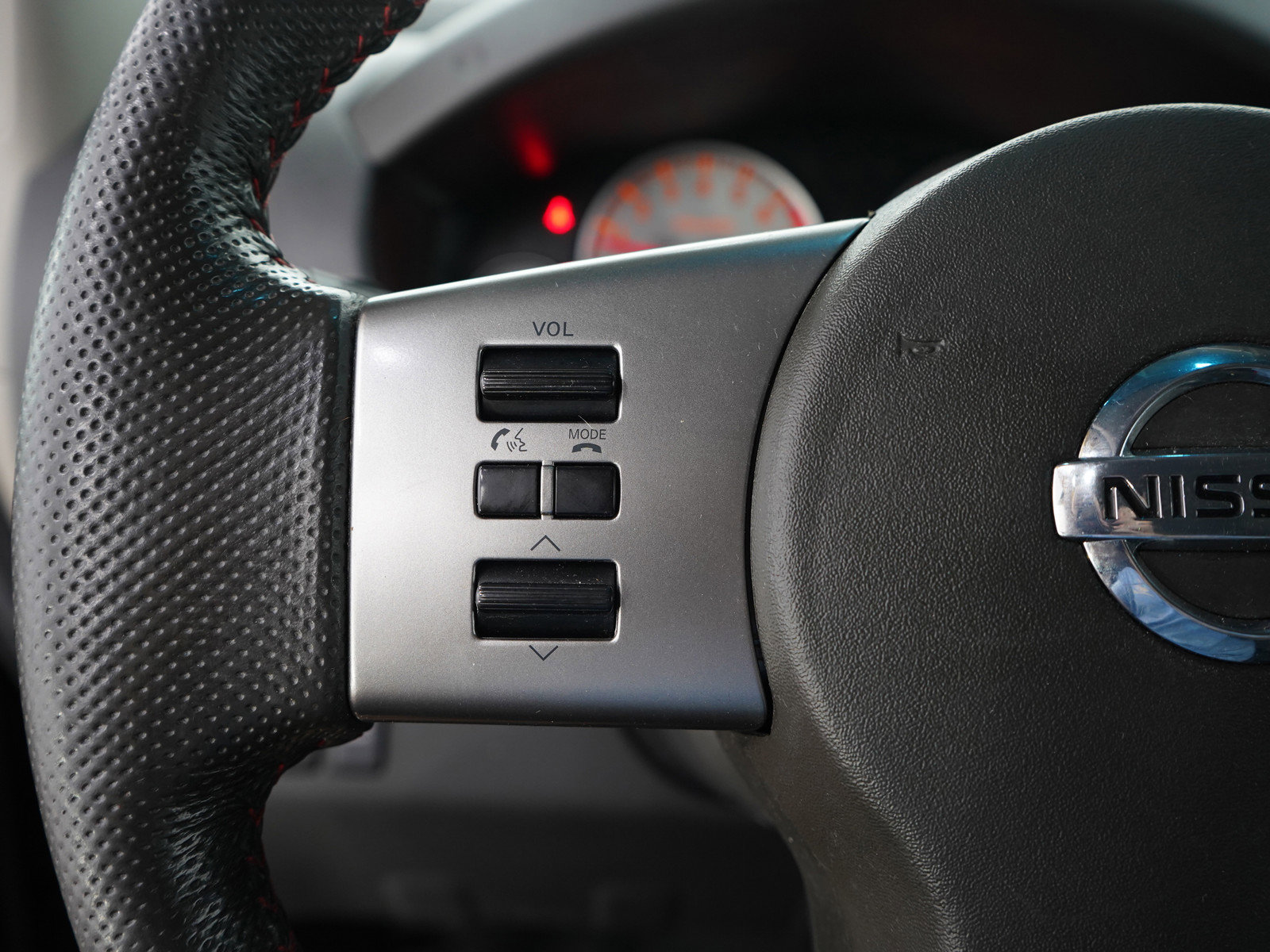 2012 Nissan Xterra PRO-4X photo 21