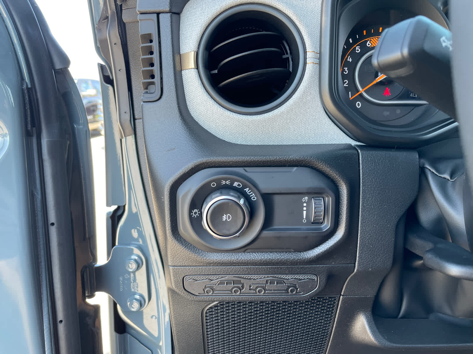 2025 Jeep Wrangler Sport S photo 20