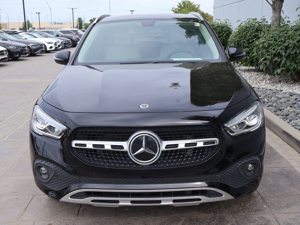 2022 Mercedes Benz GLA 250 4MATIC photo 2