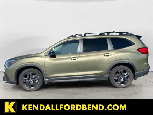 2023 Subaru Ascent Onyx Edition photo 2