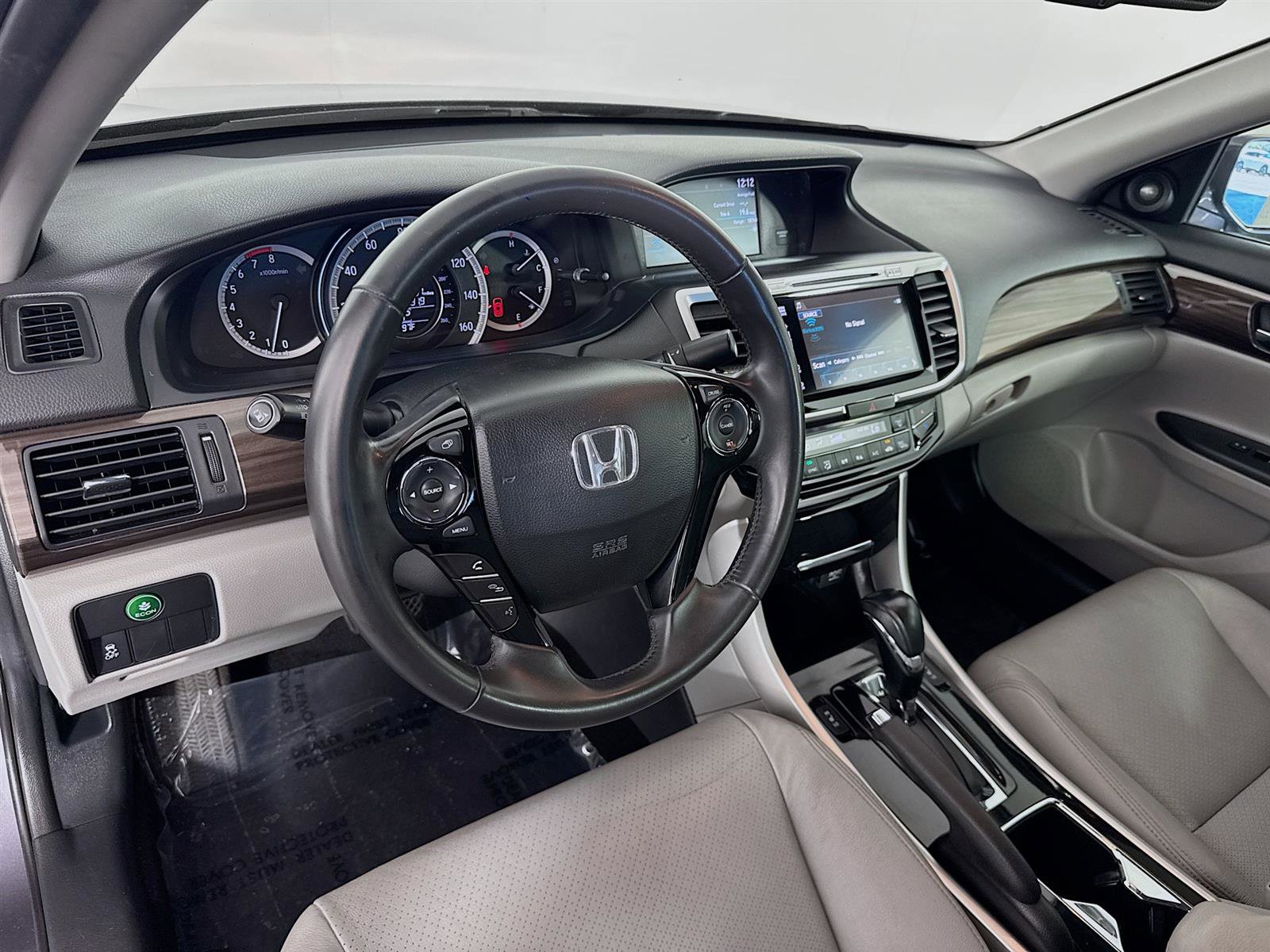 2016 Honda Accord EX-L photo 7