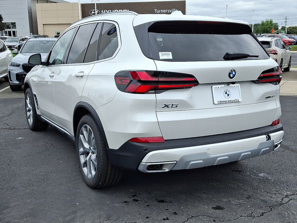 2026 Bmw X5 xDrive40i photo 3