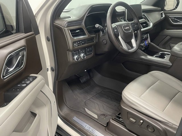 2023 Gmc Yukon SLT photo 12