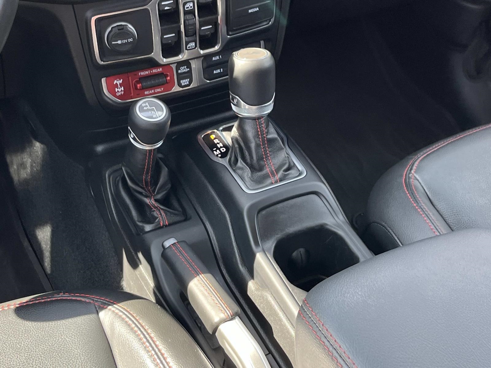 2022 Jeep Wrangler Unlimited Rubicon photo 14