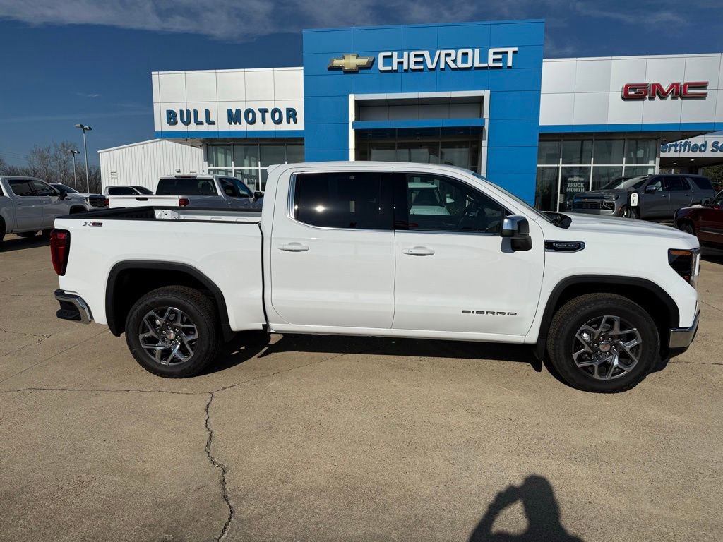 2026 GMC Sierra 1500 SLE's photo