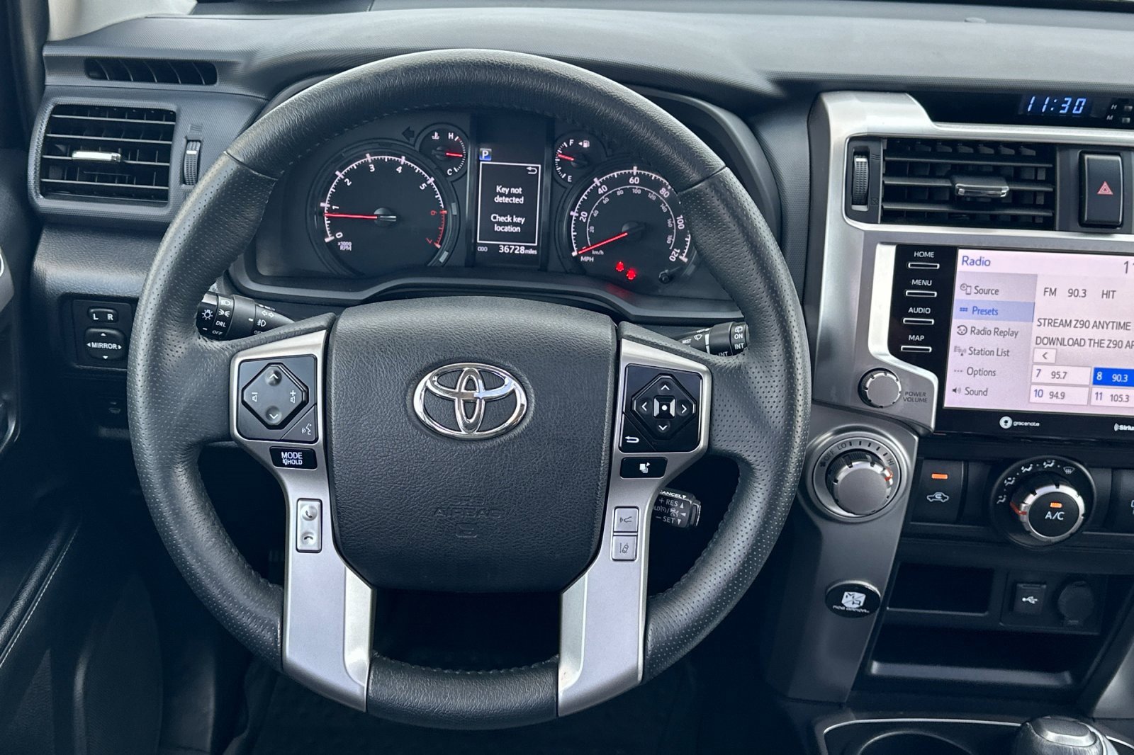 2020 Toyota 4Runner SR5 Premium photo 17