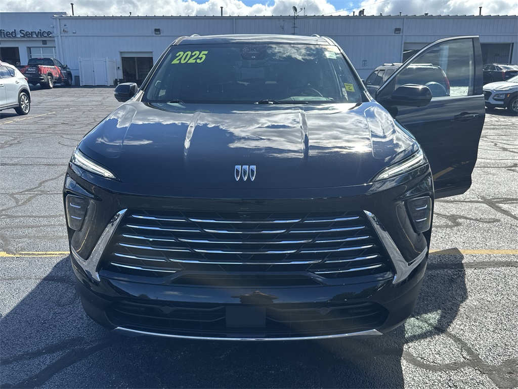 2025 BUICK ENCLAVE - Image 23