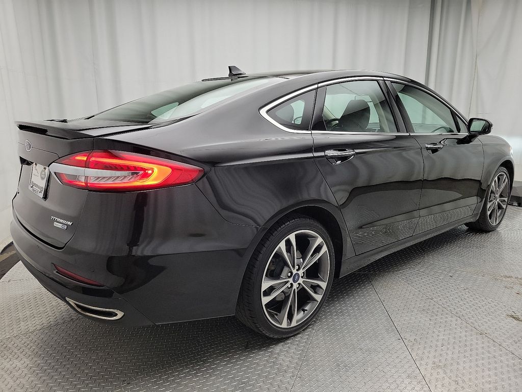 2020 Ford Fusion Titanium photo 4
