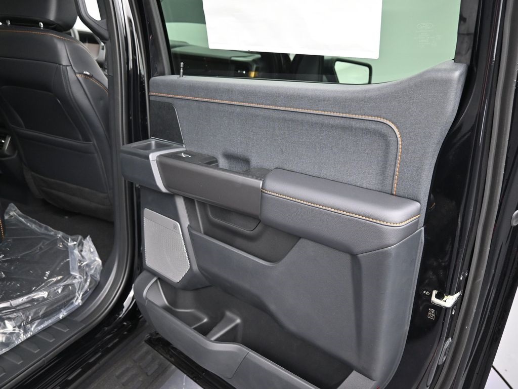2025 Ford F-150 Tremor photo 24