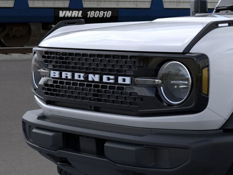 2025 Ford Bronco Big Bend photo 18