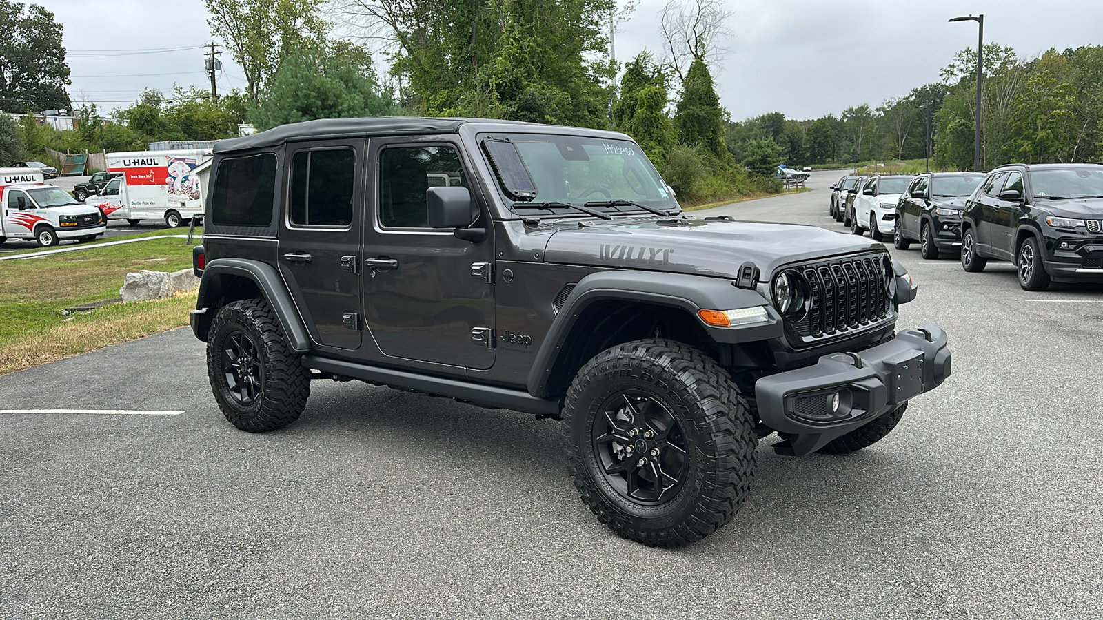 2025 Jeep Wrangler Willys photo 2