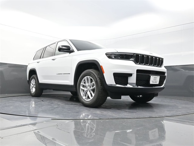 2025 Jeep Grand Cherokee Laredo X photo 16