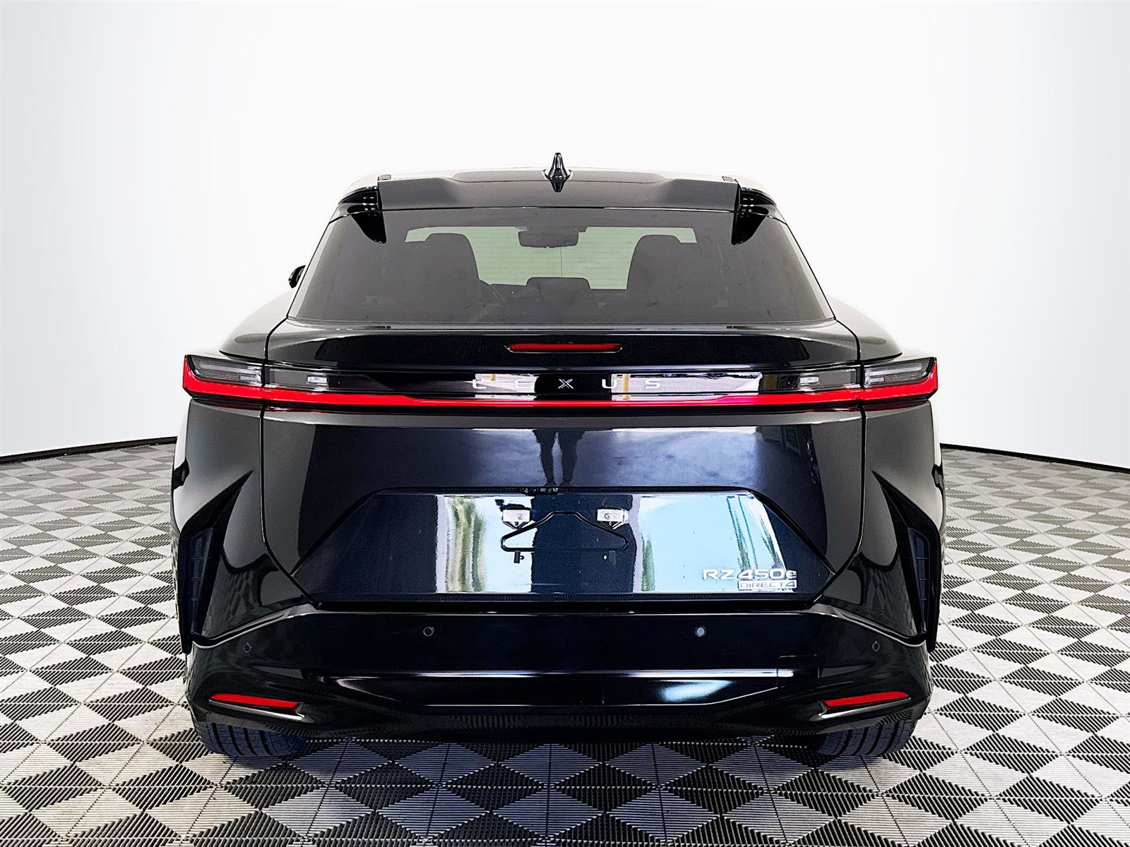 2024 Lexus RZ 450e Premium photo 6